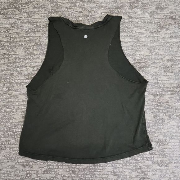 ZELLA cropped tank top - Picture 9 of 9